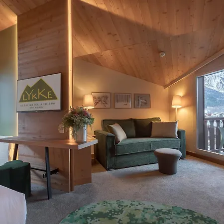 Lykke & - Ex Mercure Chamonix